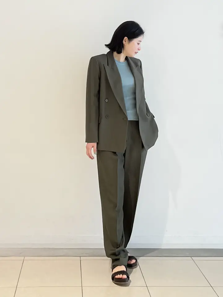 JOSEPH スタッフ コーディネート画像