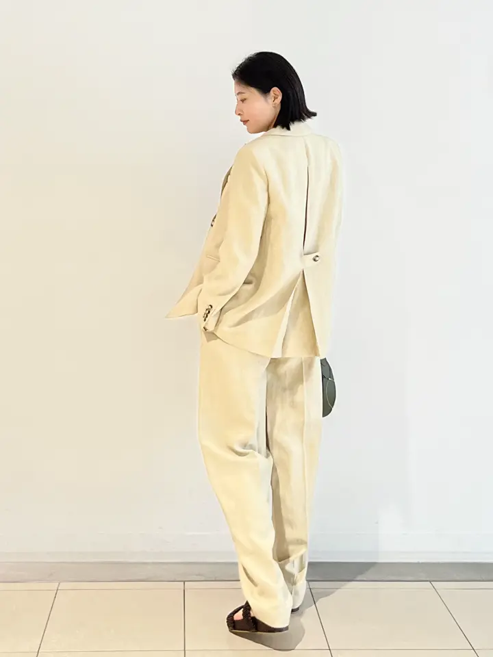 JOSEPH スタッフ コーディネート画像