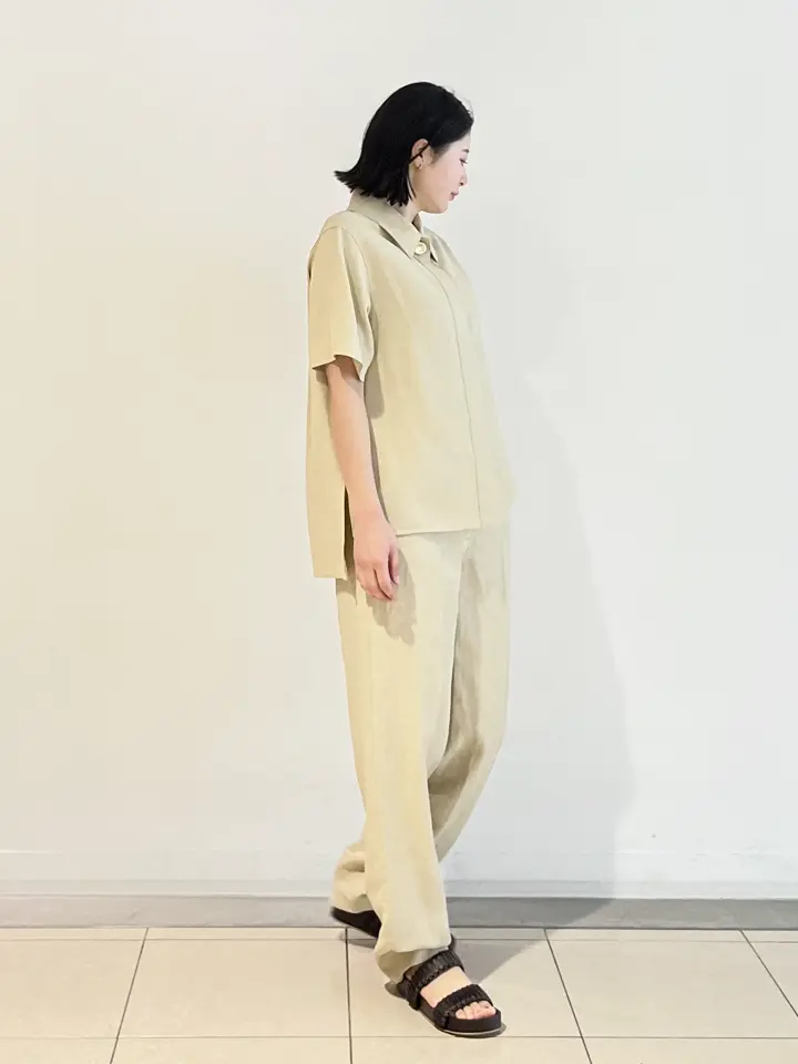 JOSEPH スタッフ コーディネート画像