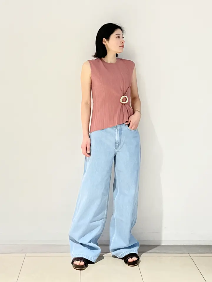 JOSEPH スタッフ コーディネート画像