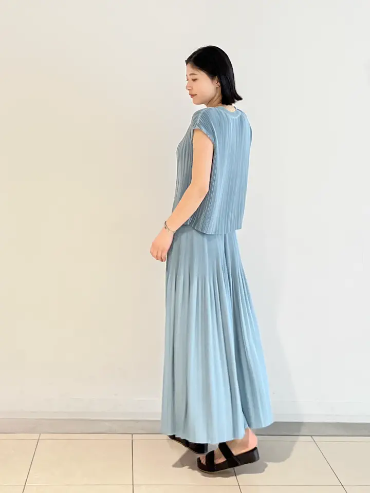 JOSEPH スタッフ コーディネート画像