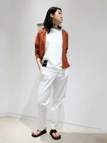 JOSEPH スタッフ コーディネート画像