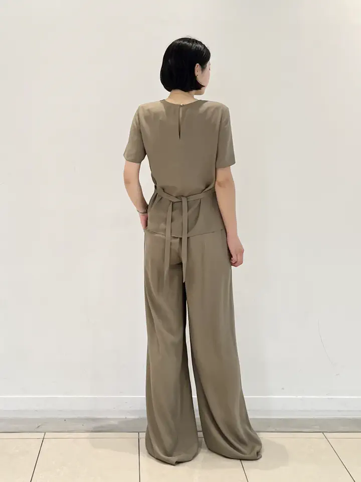 JOSEPH スタッフ コーディネート画像