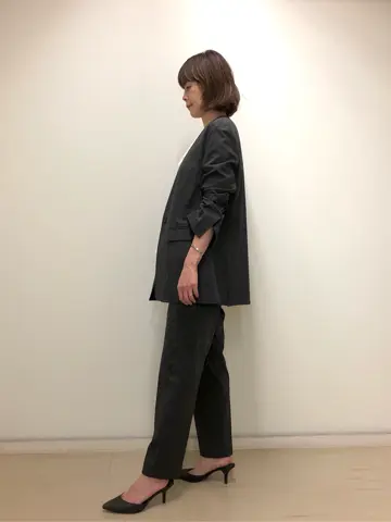 JOSEPH スタッフ コーディネート画像