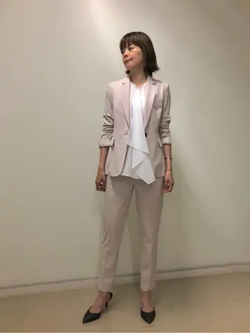 JOSEPH スタッフ コーディネート画像