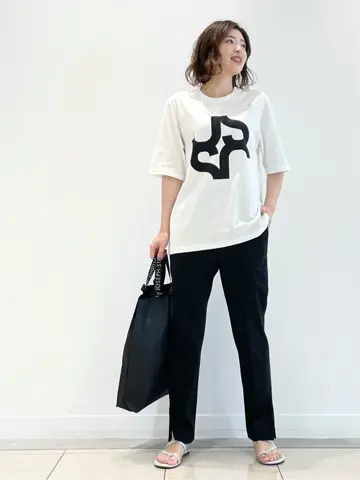 JOSEPH スタッフ コーディネート画像