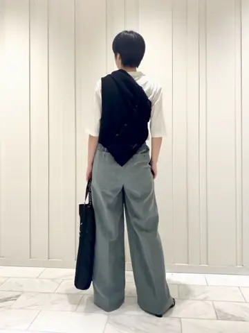 JOSEPH スタッフ コーディネート画像