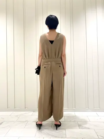 JOSEPH スタッフ コーディネート画像