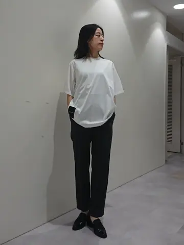 JOSEPH スタッフ コーディネート画像