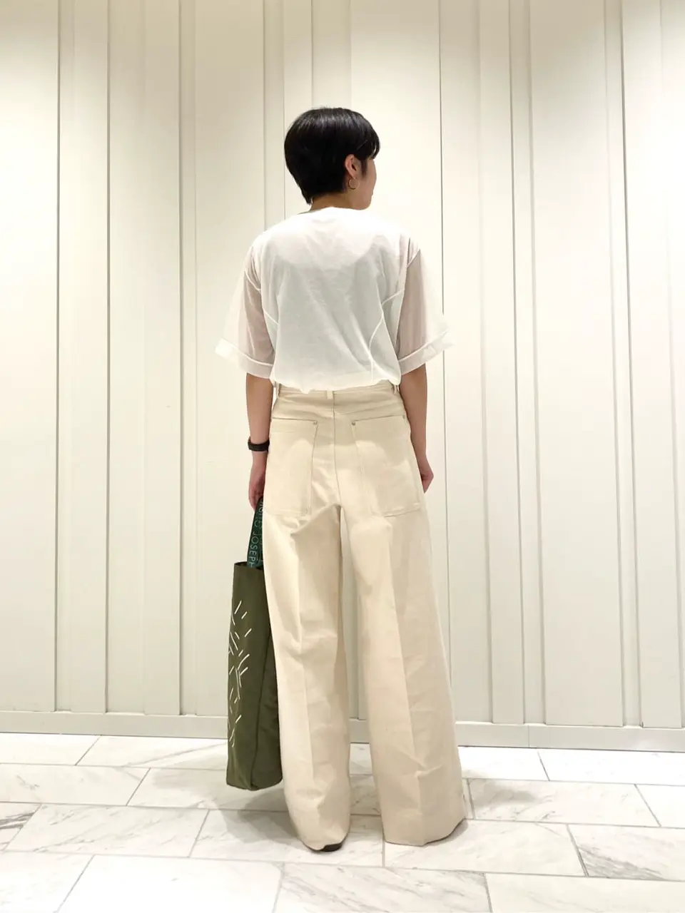 JOSEPH スタッフ コーディネート画像