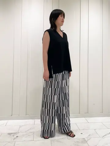 JOSEPH スタッフ コーディネート画像