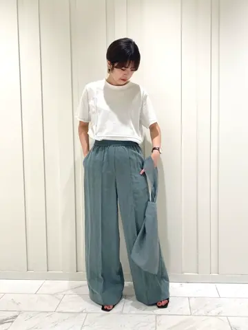 JOSEPH スタッフ コーディネート画像