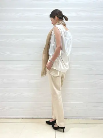 JOSEPH スタッフ コーディネート画像