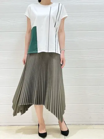 JOSEPH スタッフ コーディネート画像