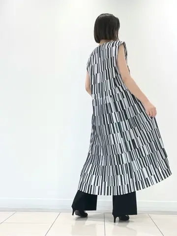 JOSEPH スタッフ コーディネート画像