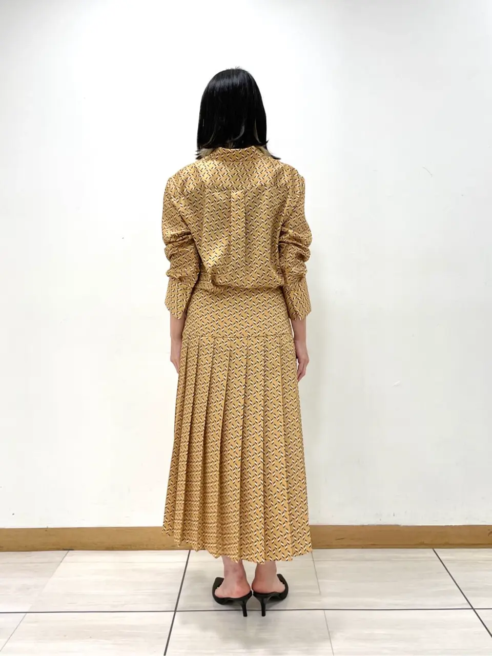 JOSEPH スタッフ コーディネート画像