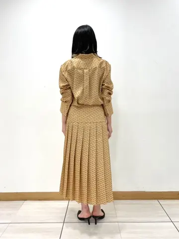 JOSEPH スタッフ コーディネート画像