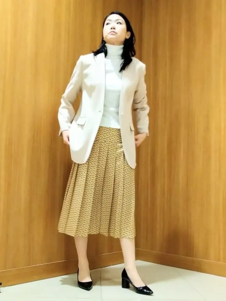 JOSEPH スタッフ コーディネート画像