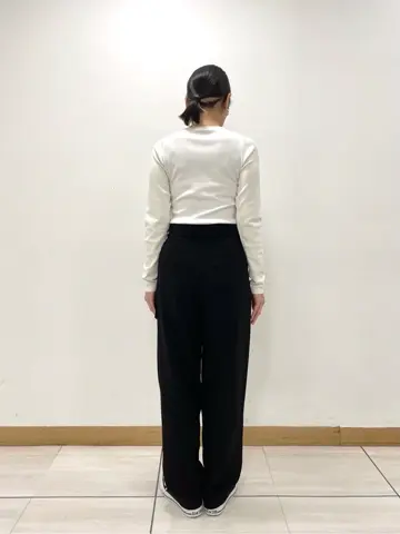 JOSEPH スタッフ コーディネート画像