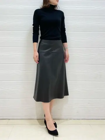 JOSEPH スタッフ コーディネート画像