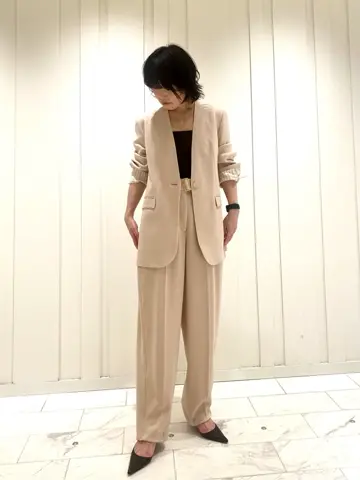 JOSEPH スタッフ コーディネート画像