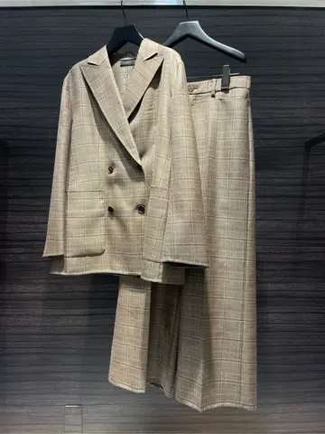 JOSEPH スタッフ コーディネート画像