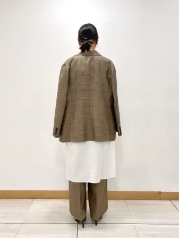 JOSEPH スタッフ コーディネート画像