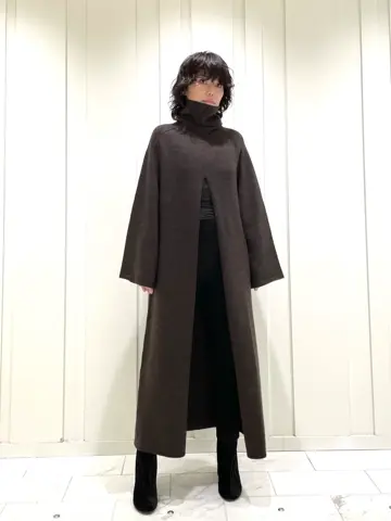 JOSEPH スタッフ コーディネート画像