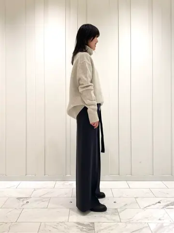 JOSEPH スタッフ コーディネート画像