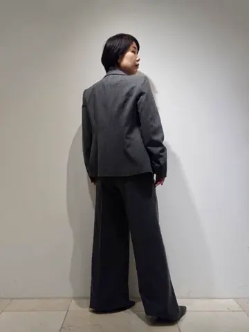 JOSEPH スタッフ コーディネート画像