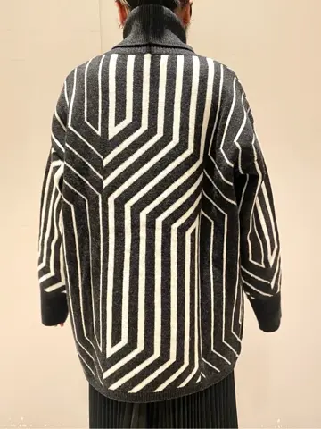 JOSEPH スタッフ コーディネート画像