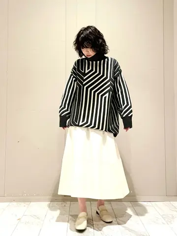 JOSEPH スタッフ コーディネート画像