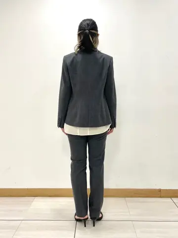 JOSEPH スタッフ コーディネート画像