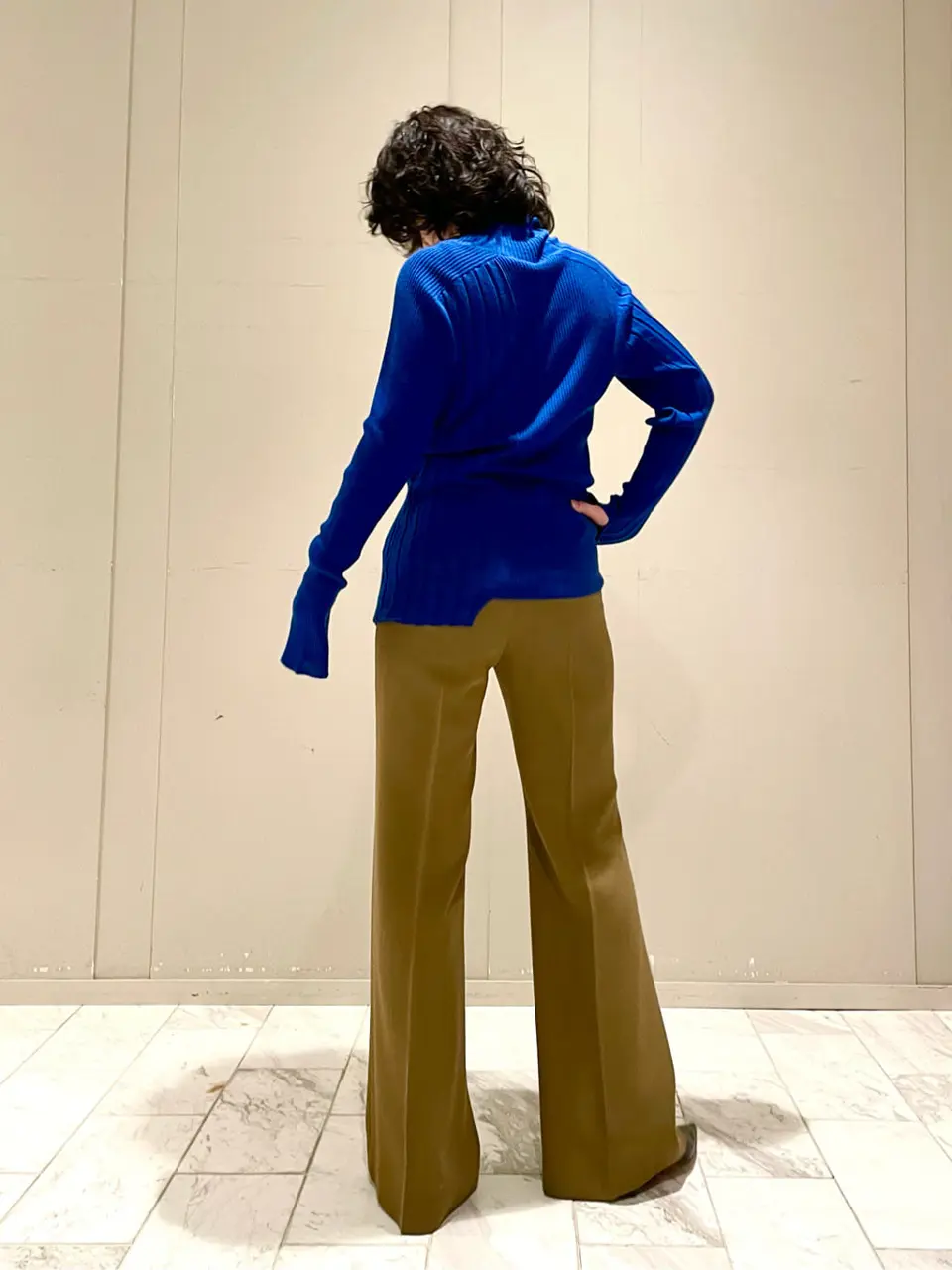 JOSEPH スタッフ コーディネート画像