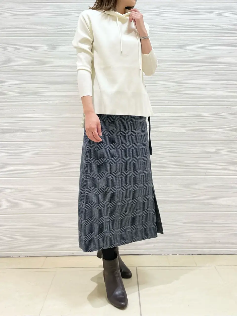 JOSEPH スタッフ コーディネート画像