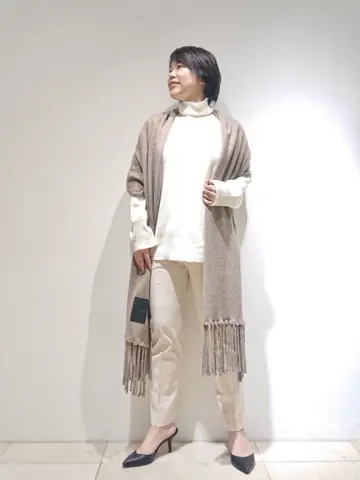 JOSEPH スタッフ コーディネート画像