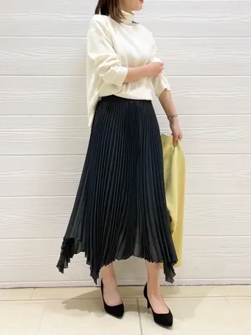 JOSEPH スタッフ コーディネート画像