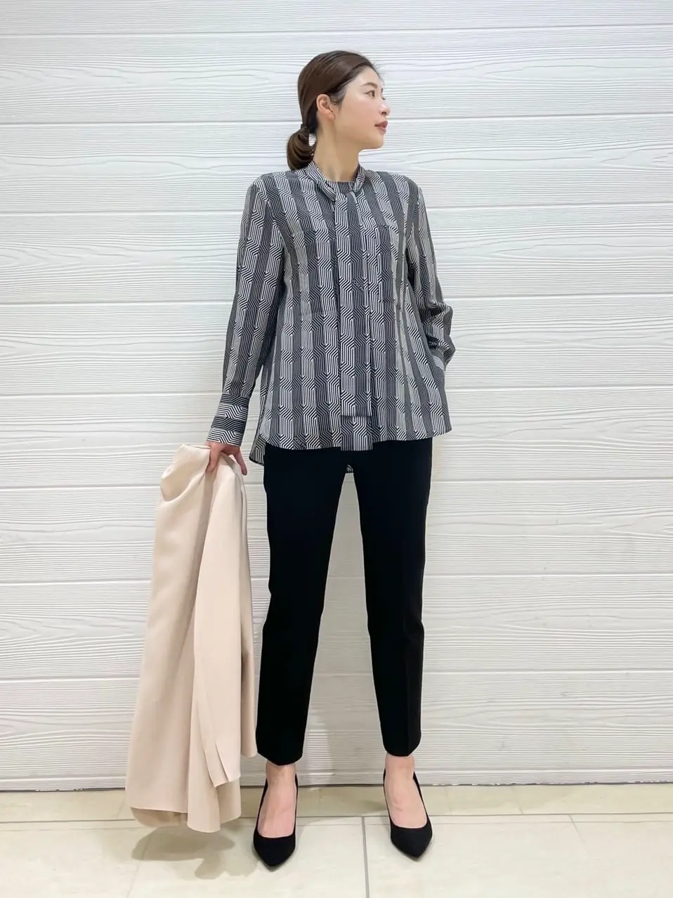 JOSEPH スタッフ コーディネート画像