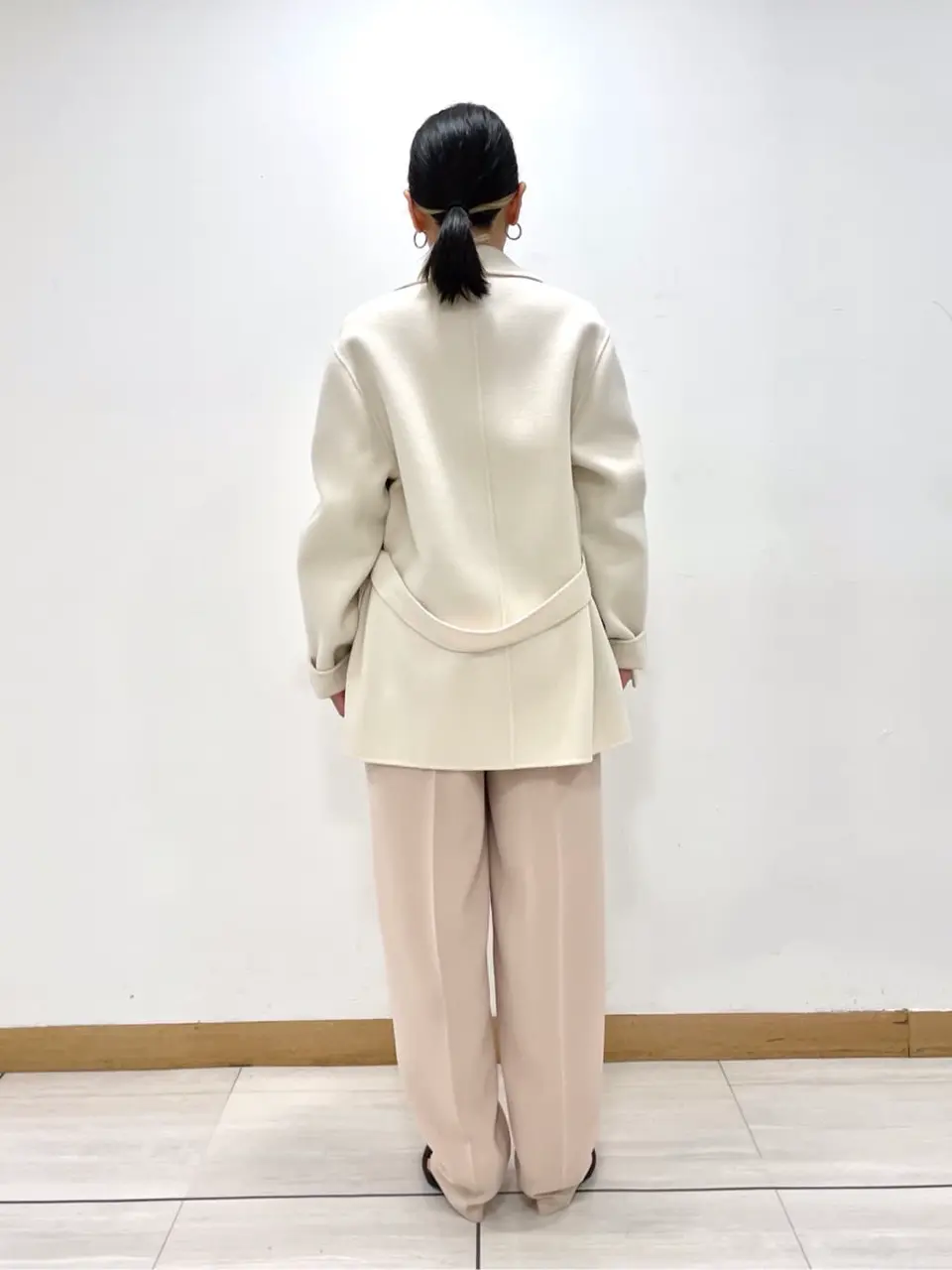 JOSEPH スタッフ コーディネート画像