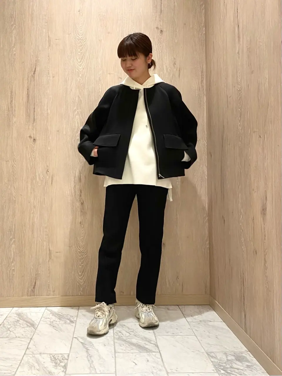  スタッフ コーディネート画像