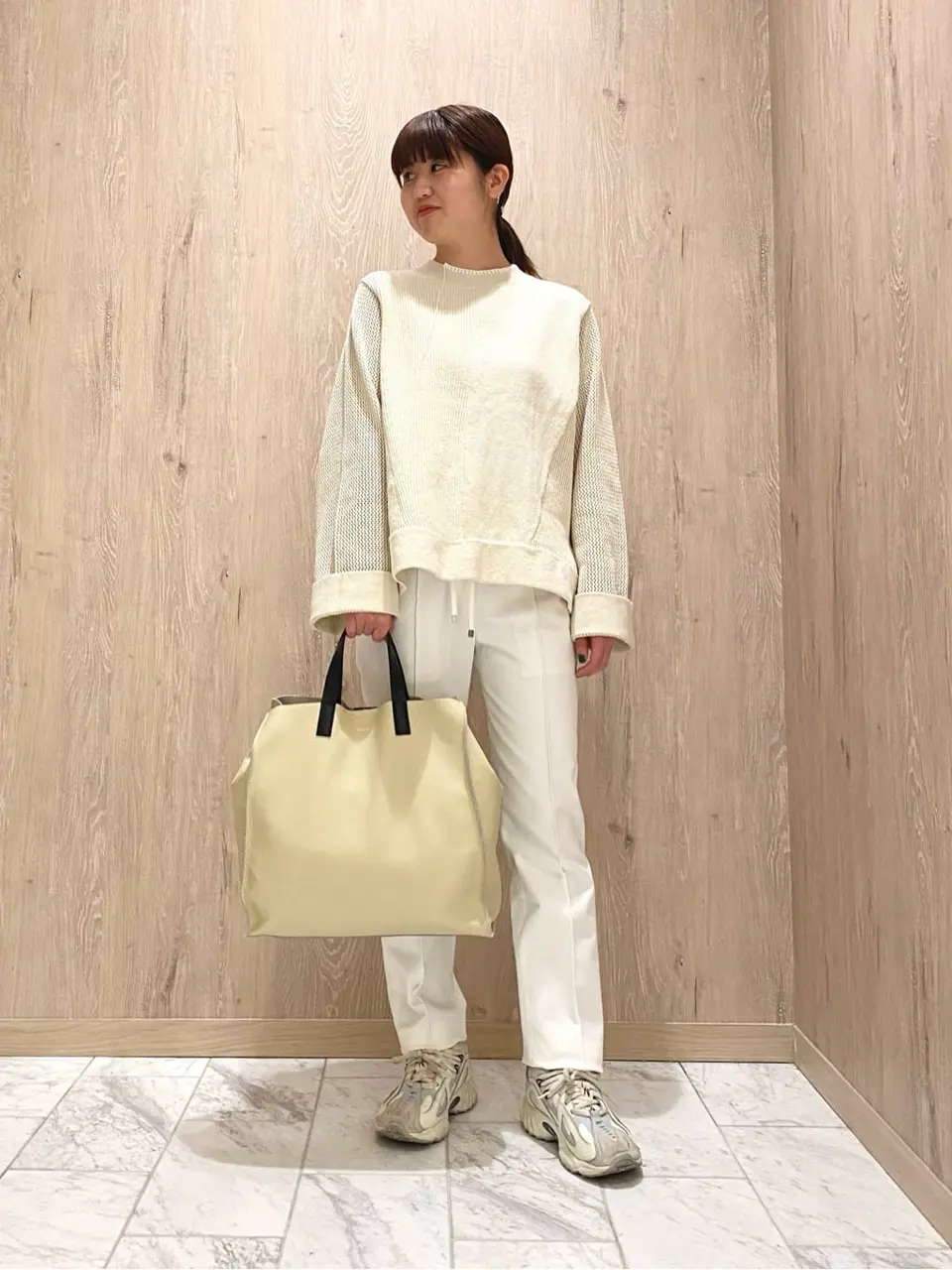  スタッフ コーディネート画像