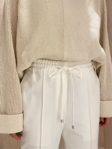 JOSEPH スタッフ コーディネート画像