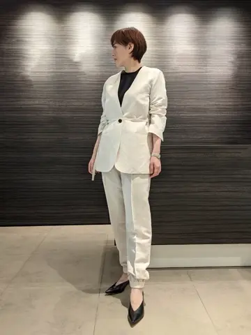 JOSEPH スタッフ コーディネート画像