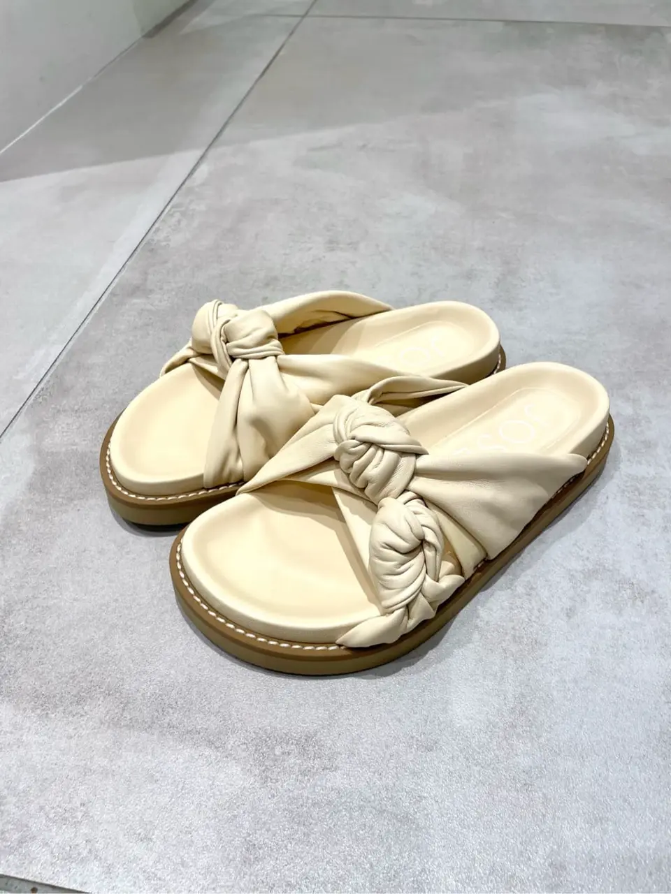 JOSEPH 米山美紀 コーディネート画像