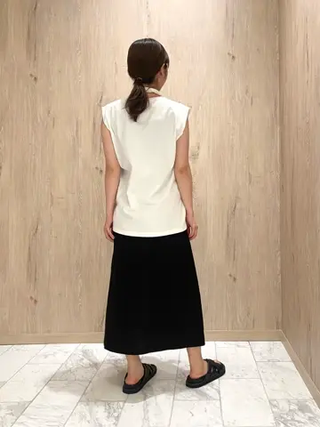 JOSEPH スタッフ コーディネート画像