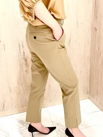 JOSEPH スタッフ コーディネート画像