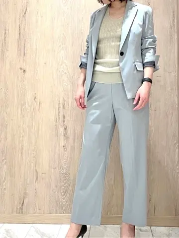 JOSEPH スタッフ コーディネート画像