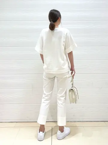 JOSEPH スタッフ コーディネート画像