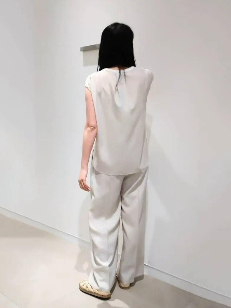 JOSEPH スタッフ コーディネート画像