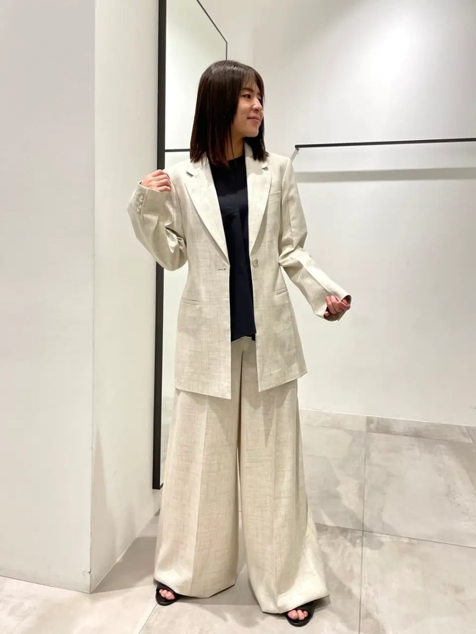 JOSEPH 小田 コーディネート画像